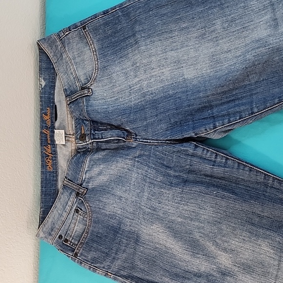 Not Of This World Jesus Medium Wash Distressed Denim Jeans, Size 33 - Picture 3 of 16